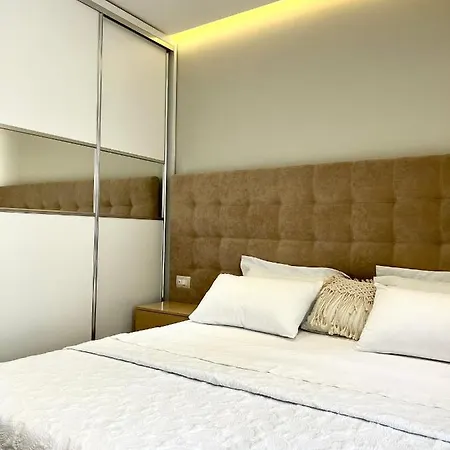 Hotel House Of A&arwen Sarande