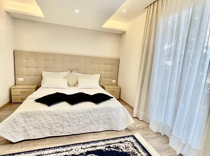 Hotel House Of A&arwen Saranda